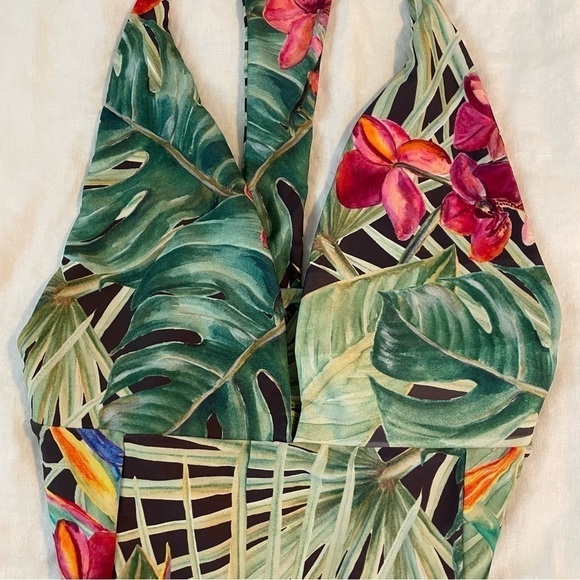 Benoa Swimwear MEDIUM One piece Swimsuit Tropical Floral Flower Palm Beach - Picture 2 of 4